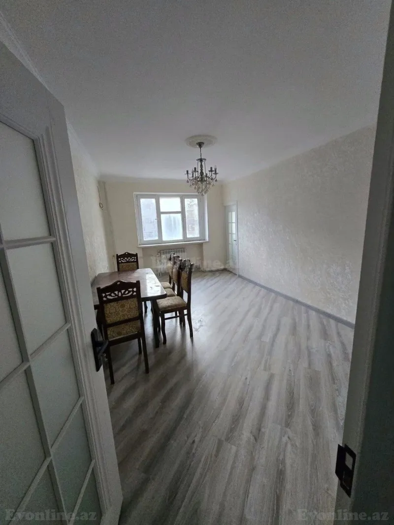 Satılır 3 otaqlı Mənzil Köhnə tikili 90 m² Yasamal - şəkil 2