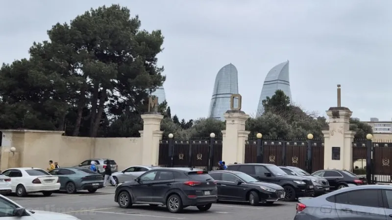 Satılır 3 otaqlı Mənzil Köhnə tikili 80 m² Yasamal r. - şəkil 13