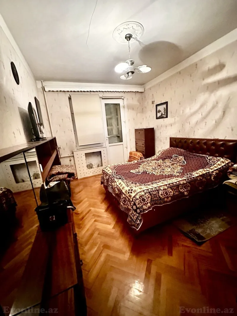 Satılır 2 otaqlı Mənzil Köhnə tikili 62 m² Nizami r. - şəkil 5