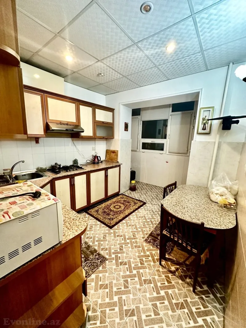 Satılır 2 otaqlı Mənzil Köhnə tikili 62 m² Nizami r. - şəkil 6