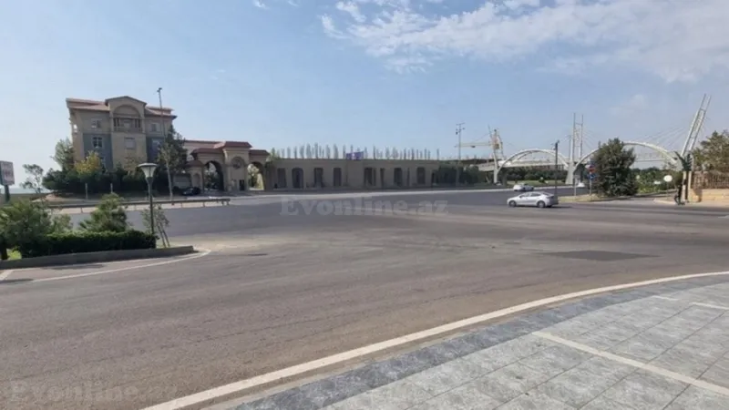 Satılır Torpaq 2.5 sot Qaradağ r.