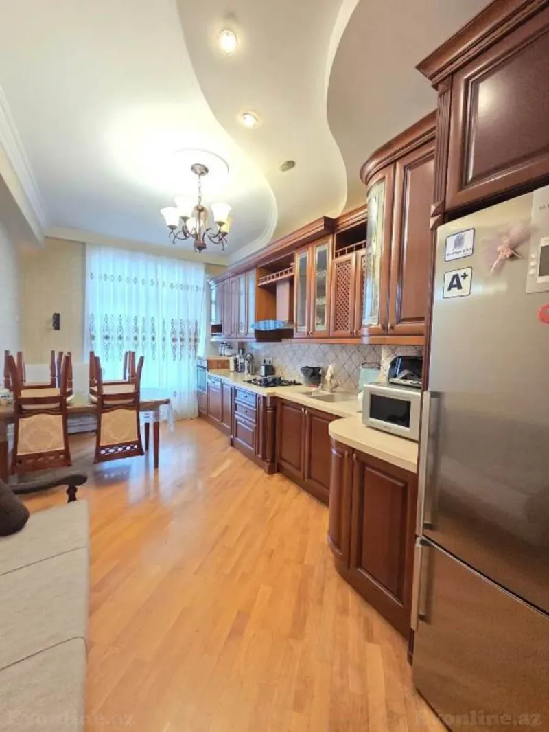 Satılır 3 otaqlı Mənzil Yeni tikili 125 m² Yasamal r. - şəkil 14