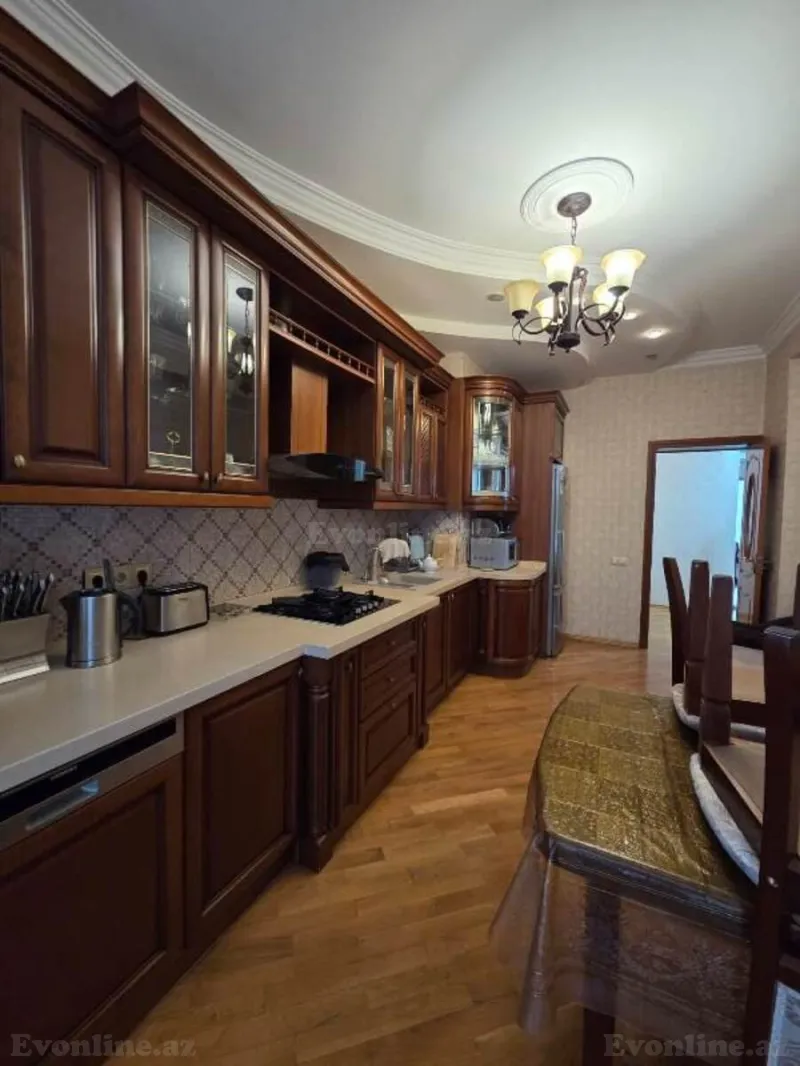 Satılır 3 otaqlı Mənzil Yeni tikili 125 m² Yasamal r. - şəkil 15