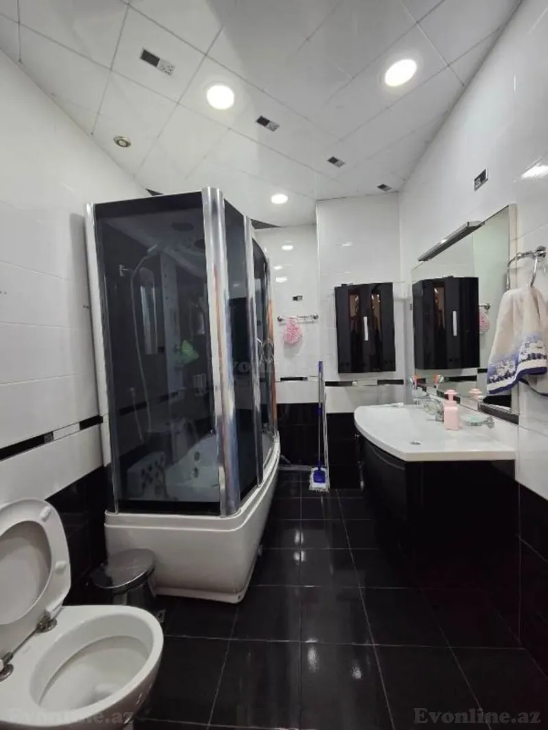 Satılır 3 otaqlı Mənzil Yeni tikili 125 m² Yasamal r. - şəkil 17