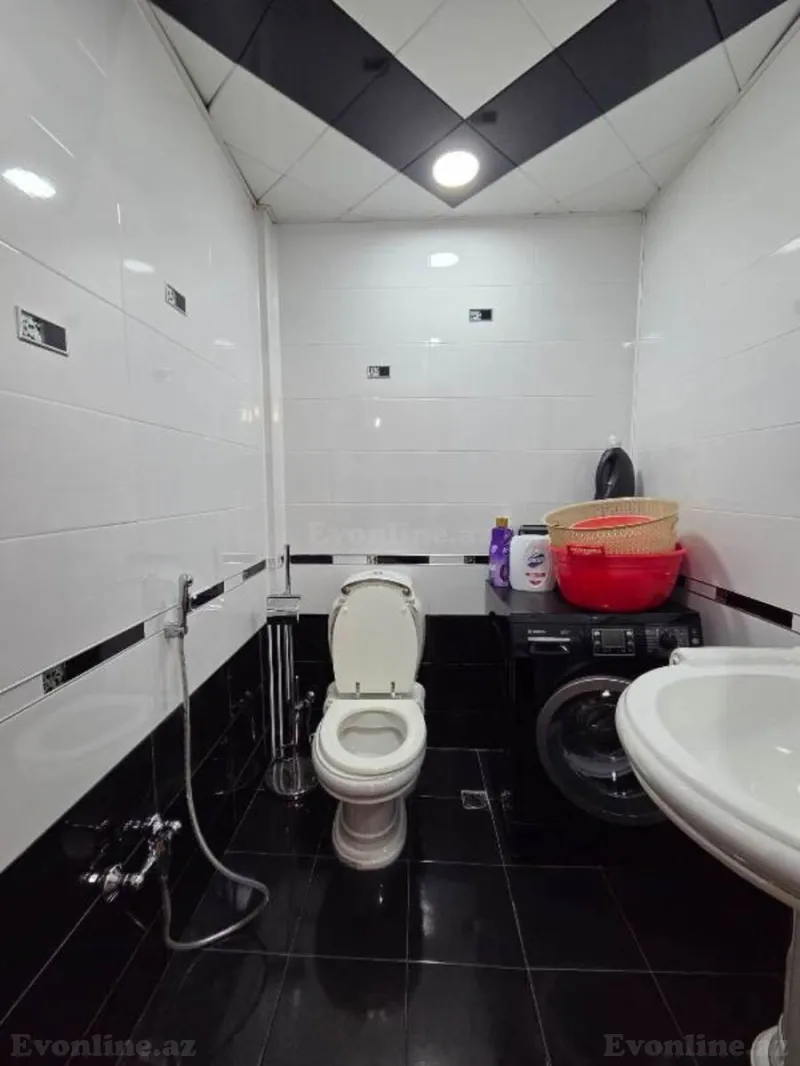 Satılır 3 otaqlı Mənzil Yeni tikili 125 m² Yasamal r. - şəkil 18