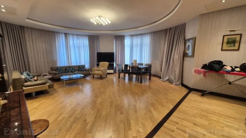 Satılır 4 otaqlı Mənzil Yeni tikili 220 m² 28 May m. - şəkil 5