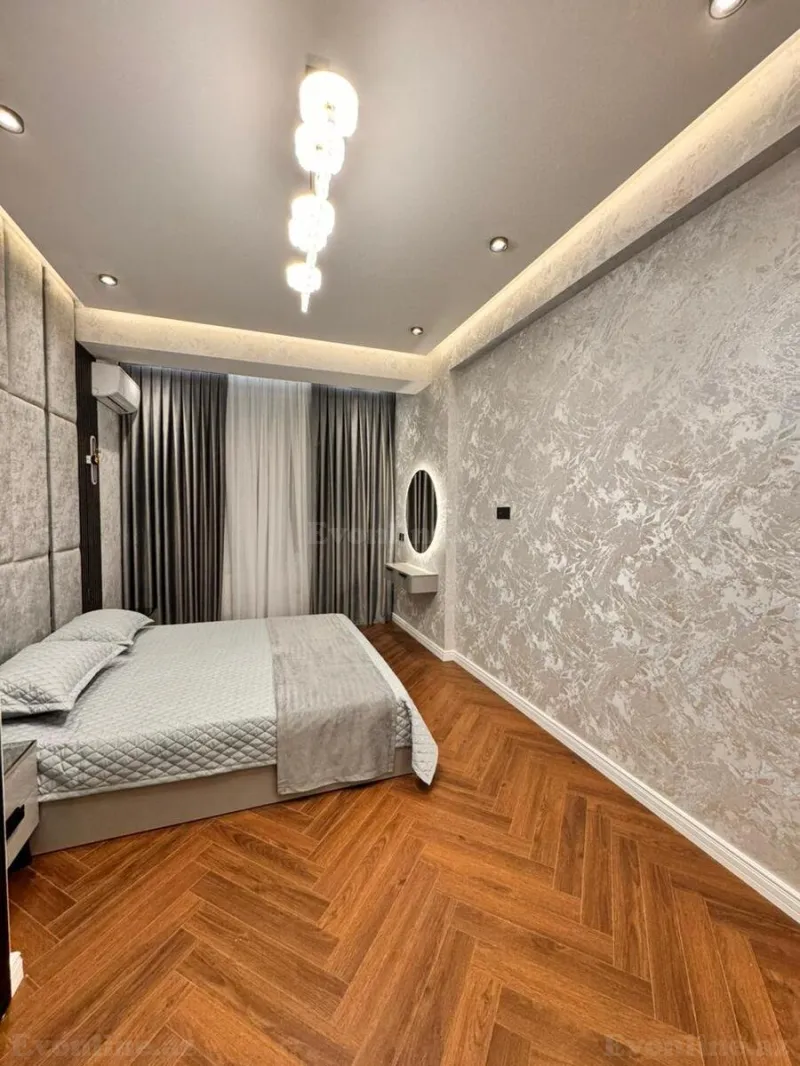 Satılır 3 otaqlı Mənzil Yeni tikili 140 m² Gənclik m. - şəkil 13