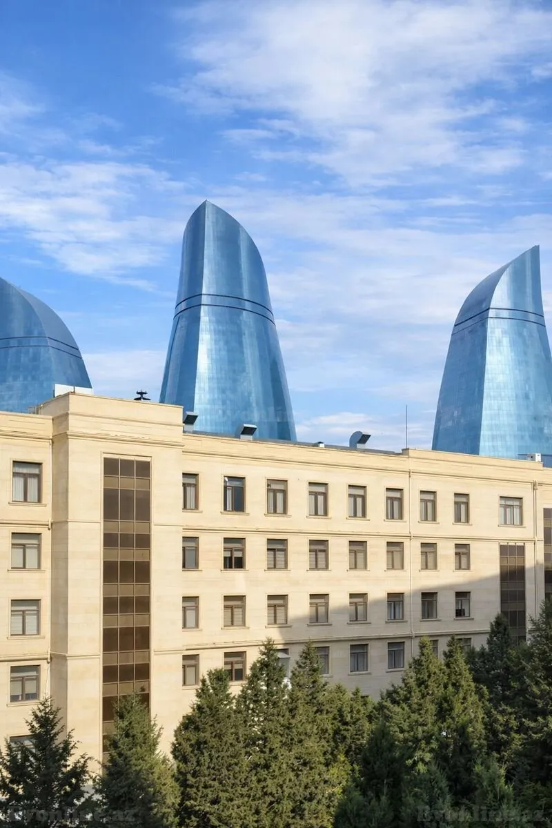 Kirayə verilir 3 otaqlı Mənzil Yeni tikili 84 m² Səbail r. - şəkil 9