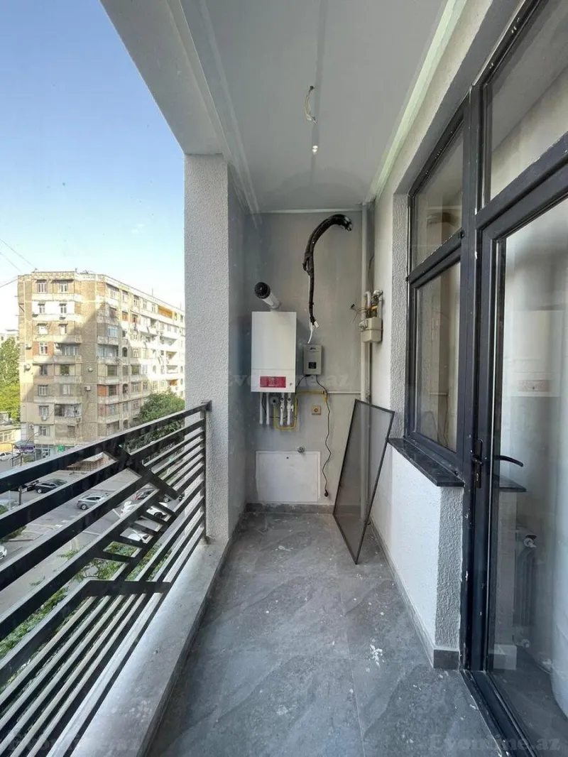 Kirayə verilir 3 otaqlı Mənzil Yeni tikili 130 m² Nərimanov r. - şəkil 16