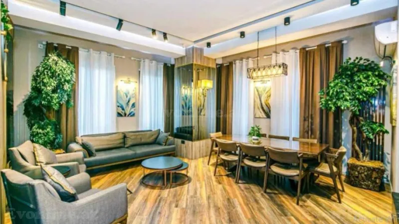 5 otaqlı Mənzil 245 m² Sahil m. Kirayə verilir