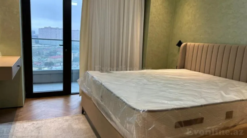 Satılır 3 otaqlı Mənzil Yeni tikili 110 m² 28 May m. - şəkil 3