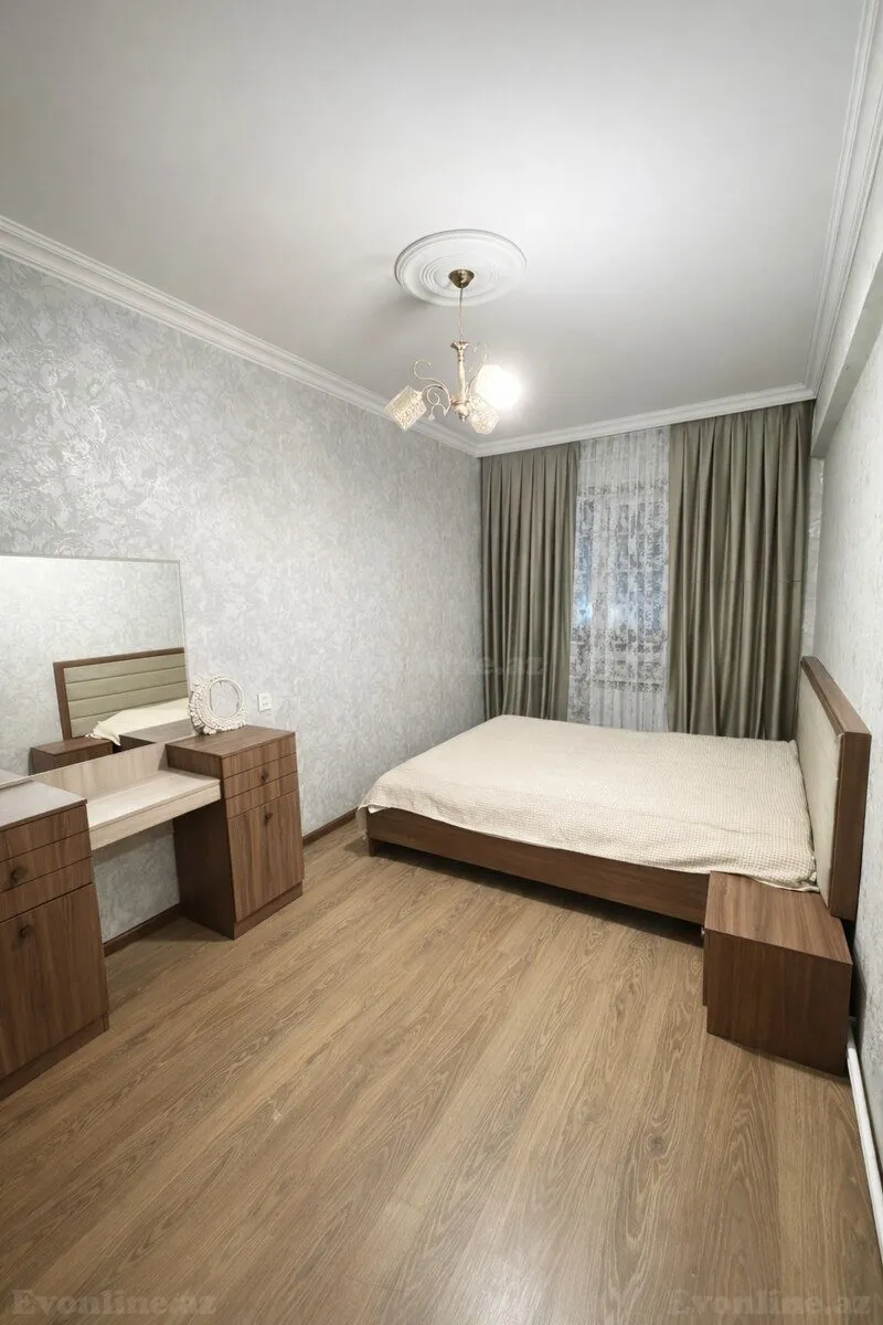 Satılır 2 otaqlı Mənzil Köhnə tikili 65 m² Nərimanov r. - şəkil 3