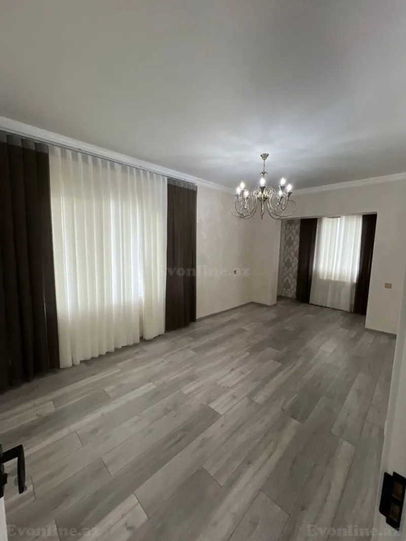 Satılır 2 otaqlı Mənzil Köhnə tikili 65 m² 4-cü mikrorayon - şəkil 2