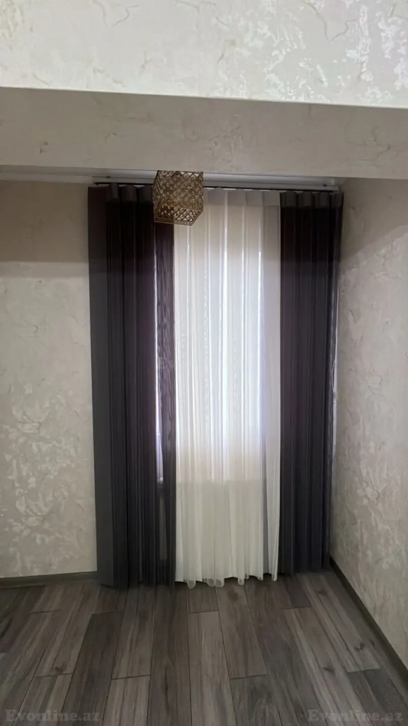 Satılır 2 otaqlı Mənzil Köhnə tikili 65 m² 4-cü mikrorayon - şəkil 5