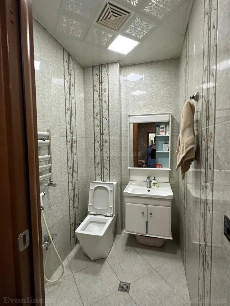 Kirayə verilir 4 otaqlı Mənzil Yeni tikili 240 m² 28 May m. - şəkil 10