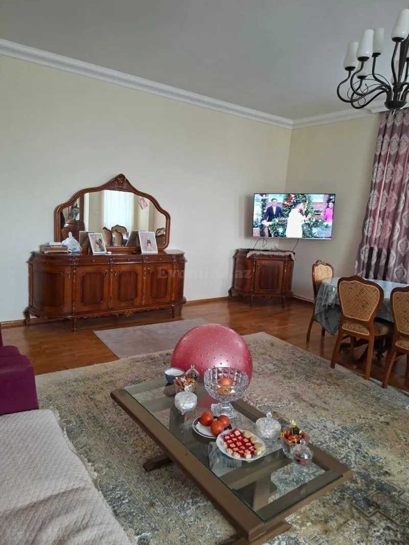 Satılır 3 otaqlı Mənzil Yeni tikili 145 m² Elmlər Akademiyası m. - şəkil 4