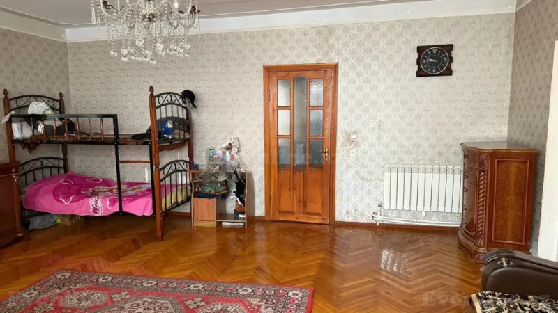 Satılır 3 otaqlı Mənzil Köhnə tikili 75 m² Gənclik m. - şəkil 4