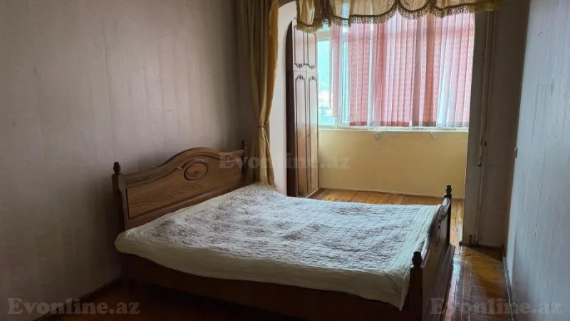 Satılır 3 otaqlı Mənzil Köhnə tikili 75 m² Gənclik m. - şəkil 9