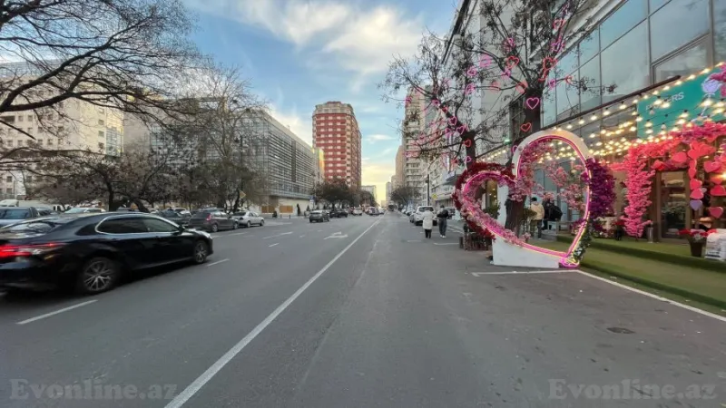 Satılır 3 otaqlı Mənzil Köhnə tikili 75 m² Gənclik m. - şəkil 16