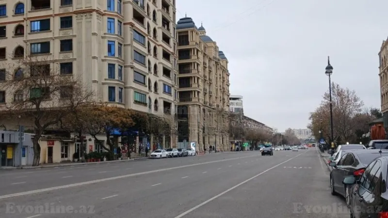 Satılır 3 otaqlı Mənzil Köhnə tikili 75 m² Gənclik m. - şəkil 18