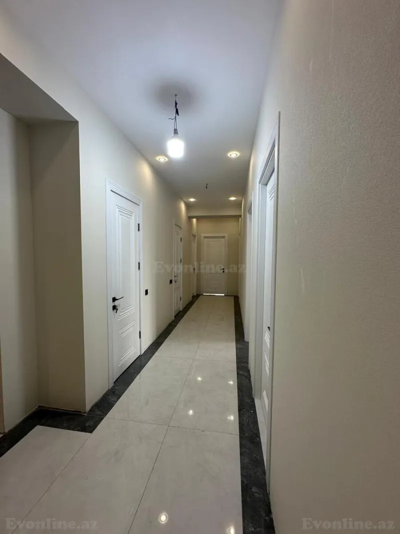 Satılır 3 otaqlı Mənzil Yeni tikili 113 m² 8-ci mikrorayon - şəkil 4