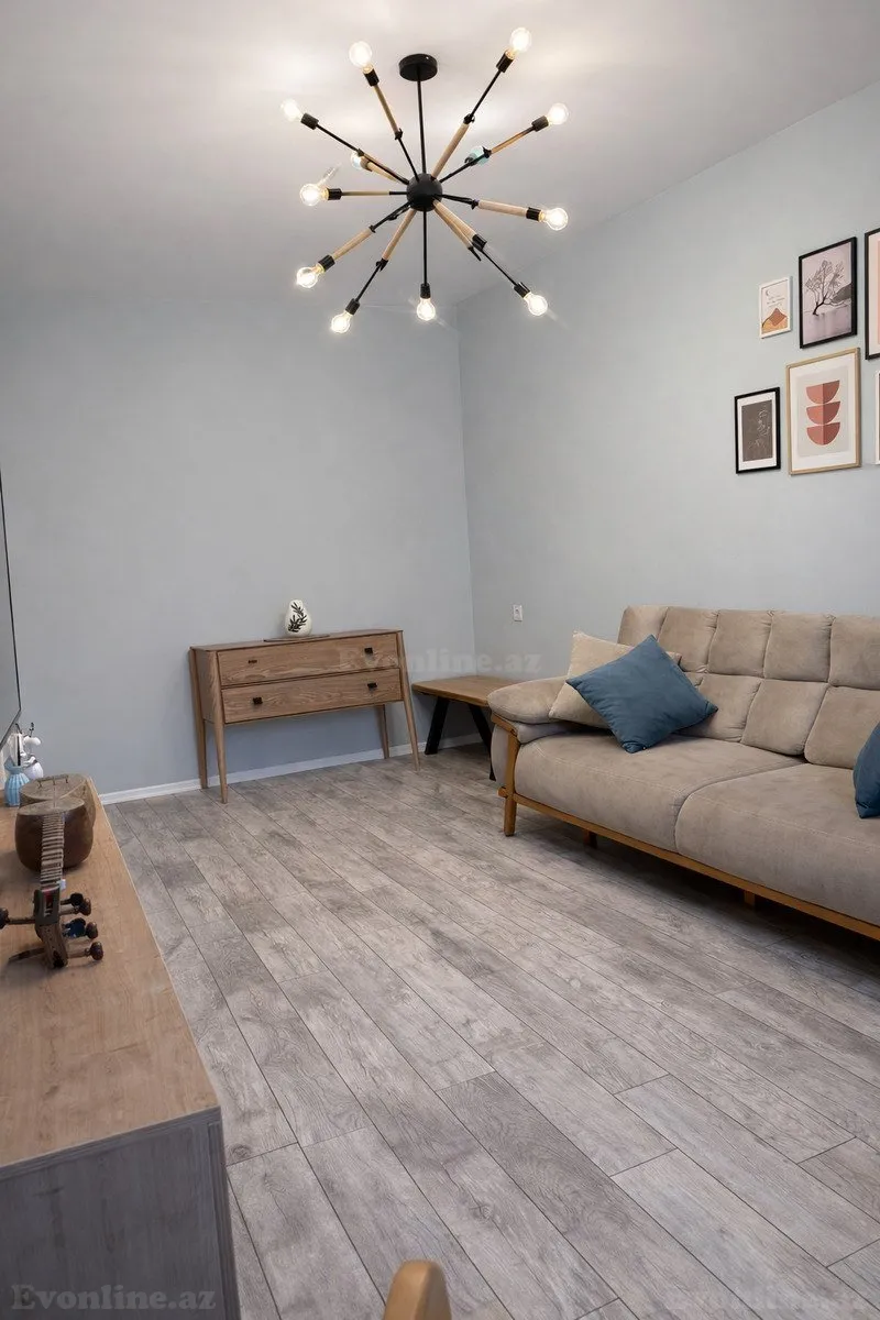 Satılır 2 otaqlı Mənzil Köhnə tikili 65 m² Yasamal - şəkil 2