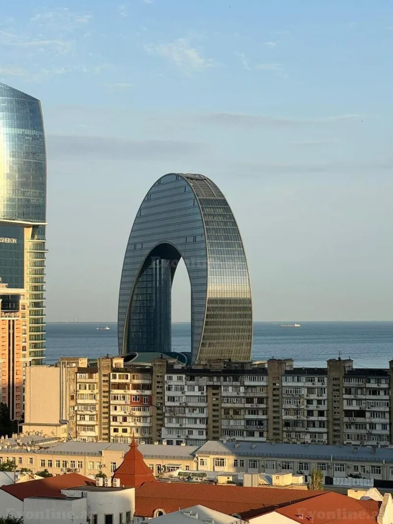 Kirayə verilir 3 otaqlı Mənzil Yeni tikili 140 m² 28 May m.