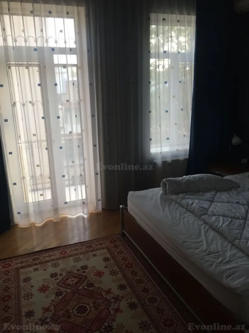 Satılır 3 otaqlı Mənzil Köhnə tikili 100 m² Sahil m. - şəkil 5