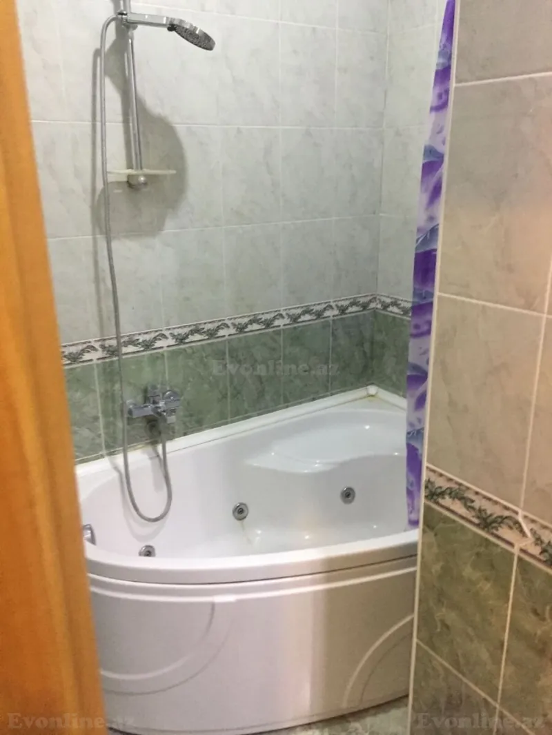 Satılır 3 otaqlı Mənzil Köhnə tikili 100 m² Sahil m. - şəkil 8