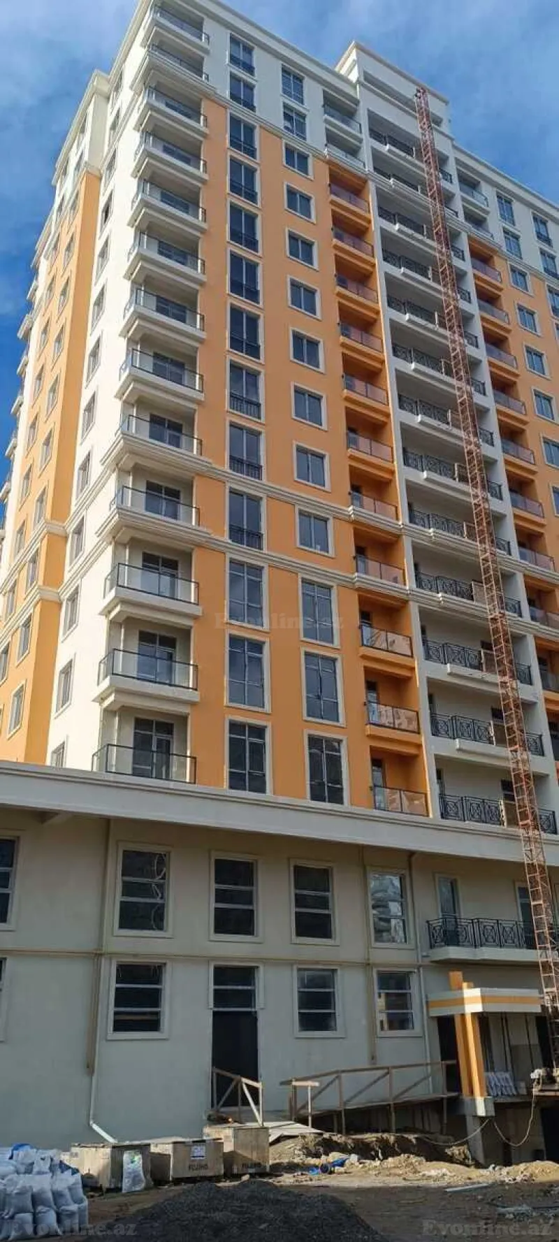 Satılır 3 otaqlı Mənzil Yeni tikili 109 m² Qara Qarayev m.