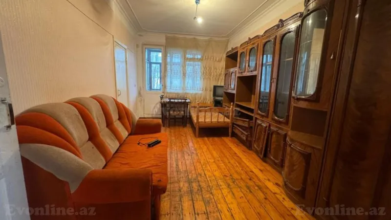 Satılır 2 otaqlı Mənzil Köhnə tikili 55 m² 2-ci mikrorayon