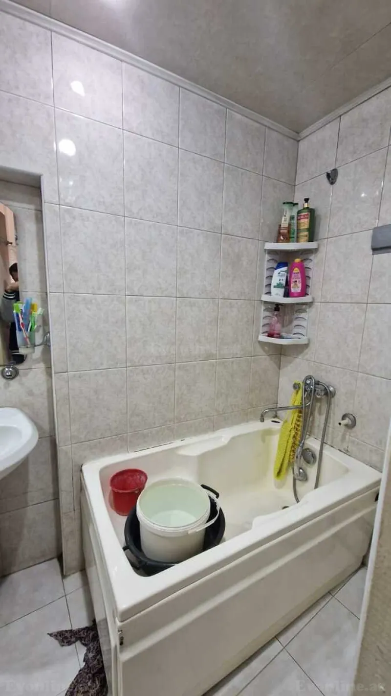 Satılır 3 otaqlı Mənzil Köhnə tikili 100 m² Nizami m. - şəkil 11