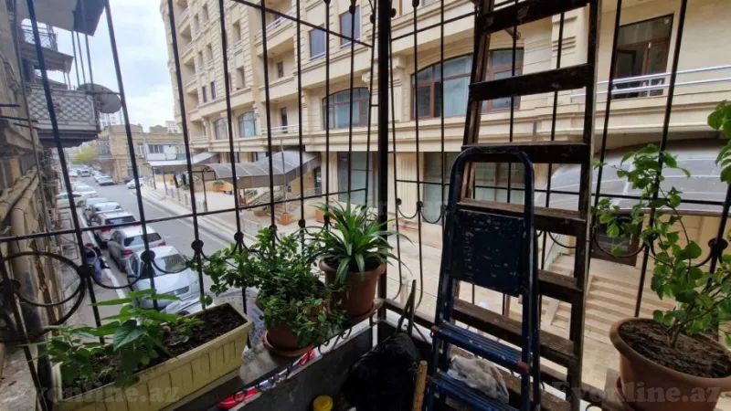 Satılır 3 otaqlı Mənzil Köhnə tikili 100 m² Nizami m. - şəkil 13
