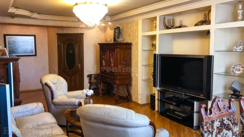 Satılır 3 otaqlı Mənzil Yeni tikili 100.5 m² Sahil m. - şəkil 2