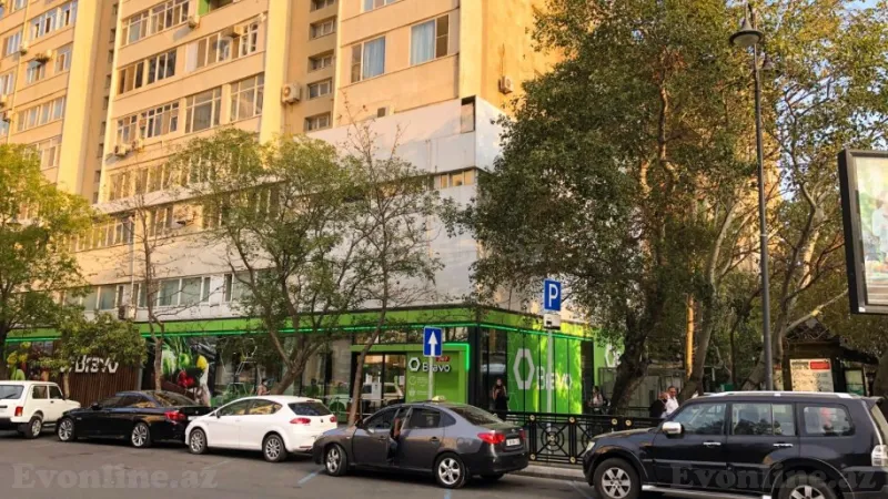 Satılır 3 otaqlı Mənzil Yeni tikili 100.5 m² Sahil m. - şəkil 4