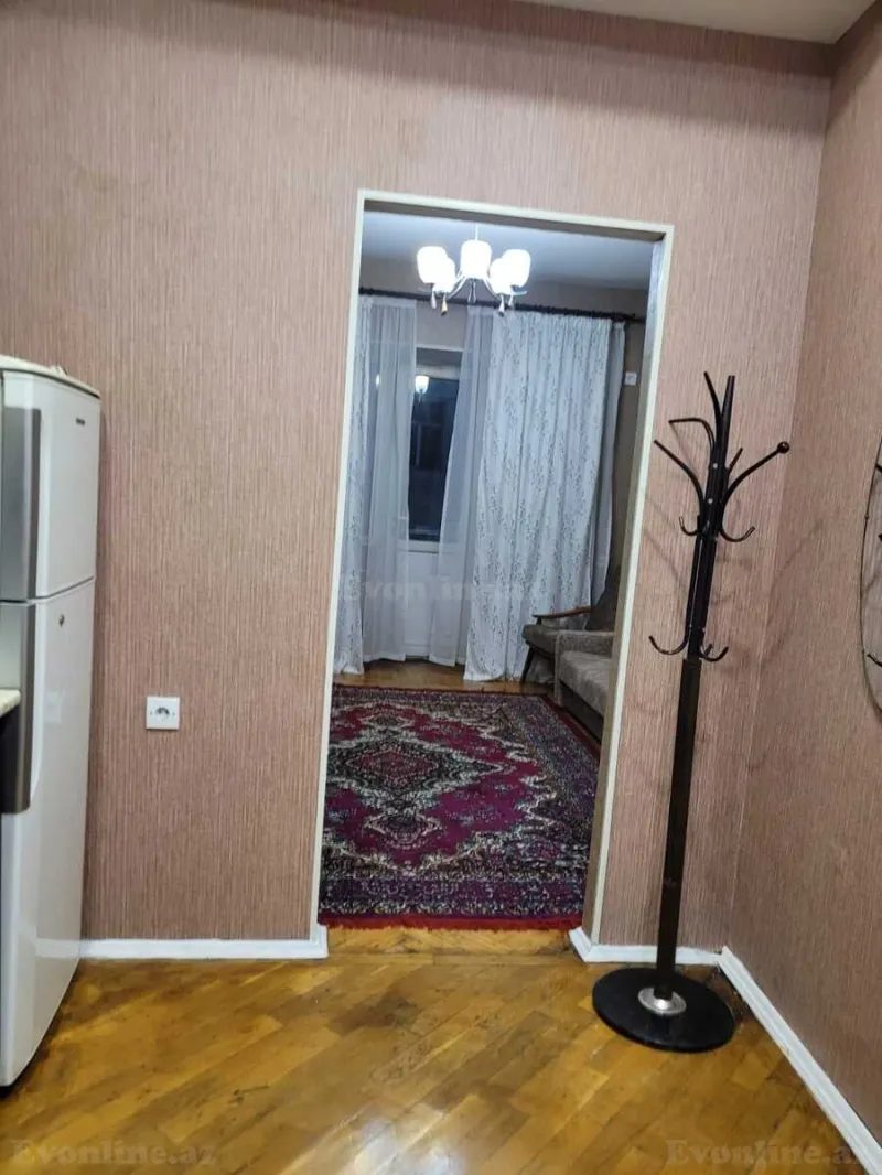 Kirayə verilir 2 otaqlı Mənzil Köhnə tikili 42 m² 28 May m. - şəkil 3