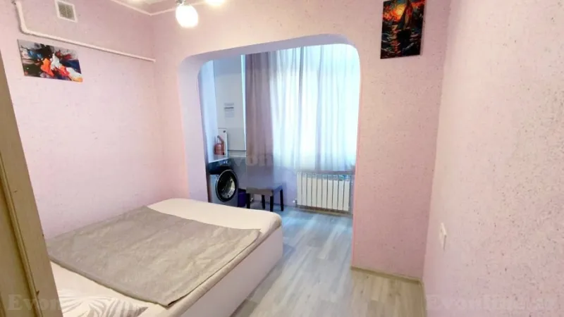 Satılır 2 otaqlı Mənzil Köhnə tikili 50 m² Gənclik m. - şəkil 14