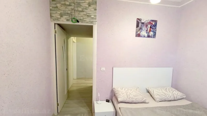 Satılır 2 otaqlı Mənzil Köhnə tikili 50 m² Gənclik m. - şəkil 16