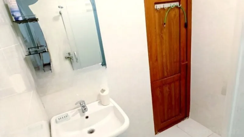 Satılır 2 otaqlı Mənzil Köhnə tikili 50 m² Gənclik m. - şəkil 17