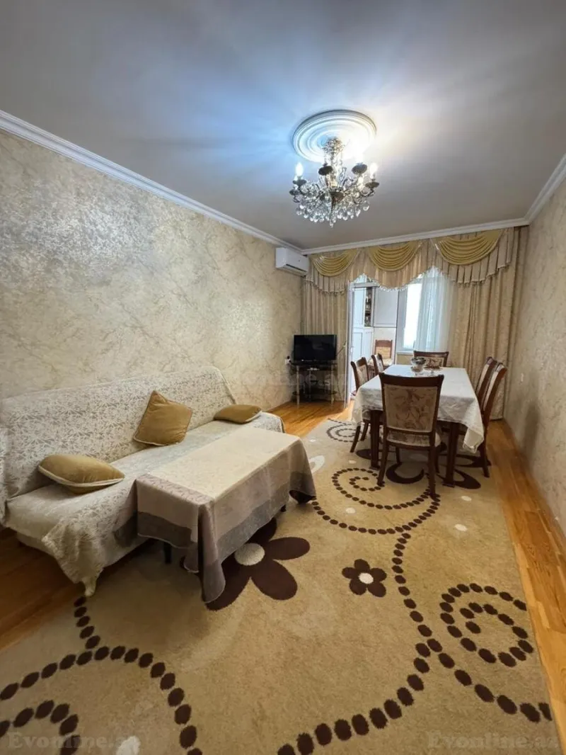 Satılır 4 otaqlı Mənzil Köhnə tikili 85 m² 8-ci kilometr