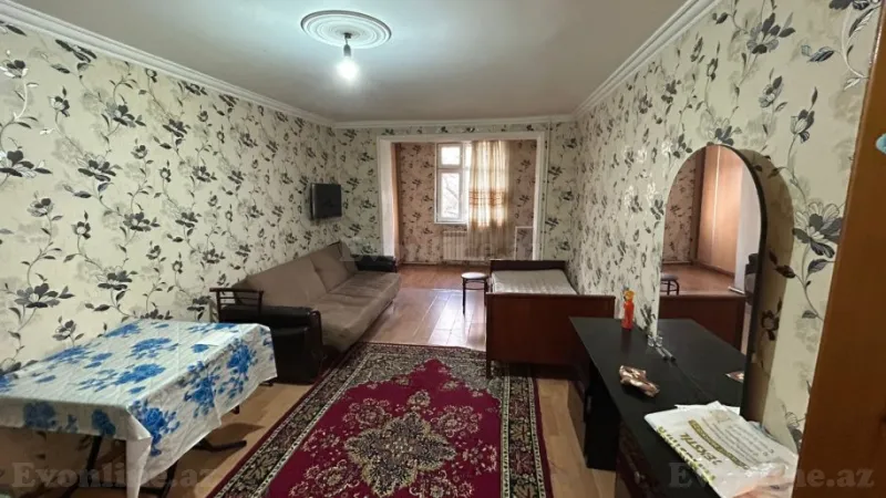Kirayə verilir 1 otaqlı Mənzil Köhnə tikili 40 m² 8-ci kilometr