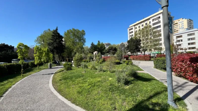 Satılır 2 otaqlı Mənzil Köhnə tikili 38 m² Gənclik m. - şəkil 19