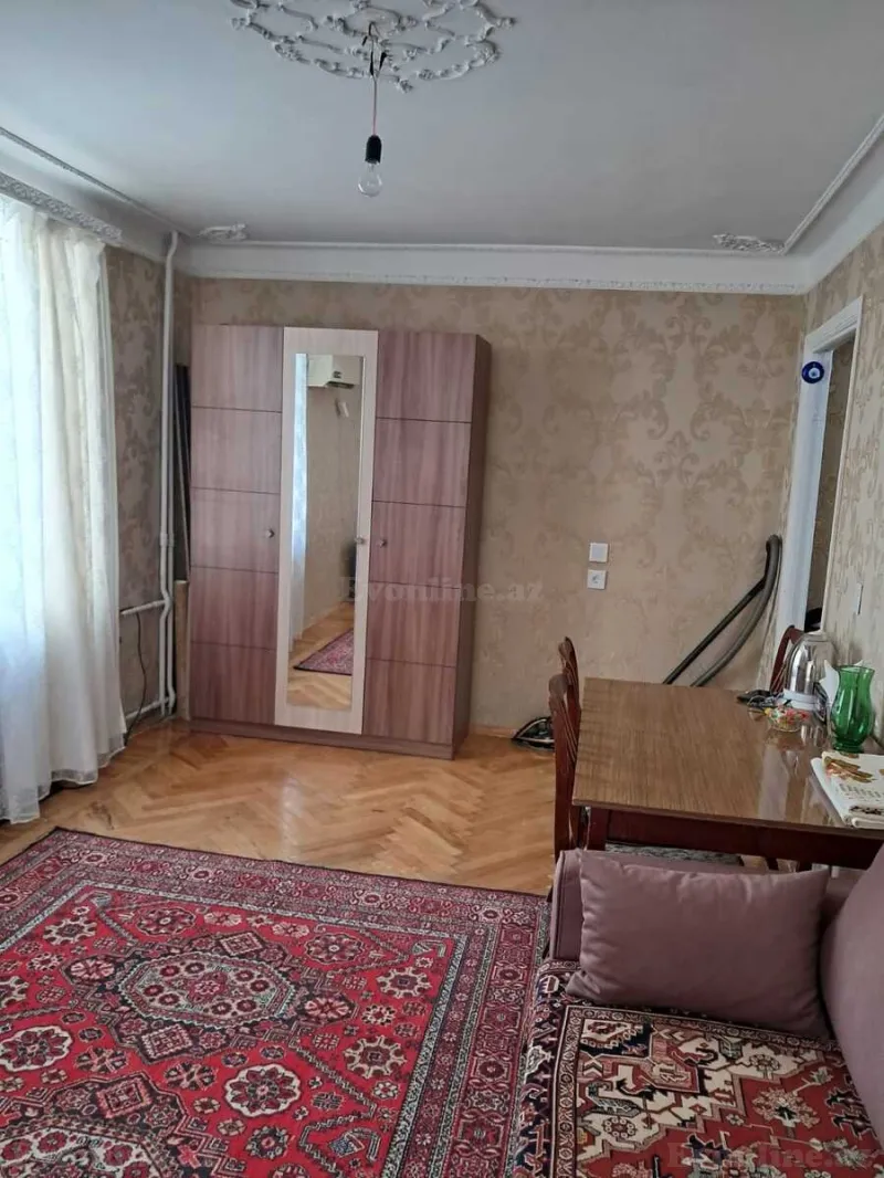 Satılır 1 otaqlı Mənzil Köhnə tikili 35 m² Yasamal