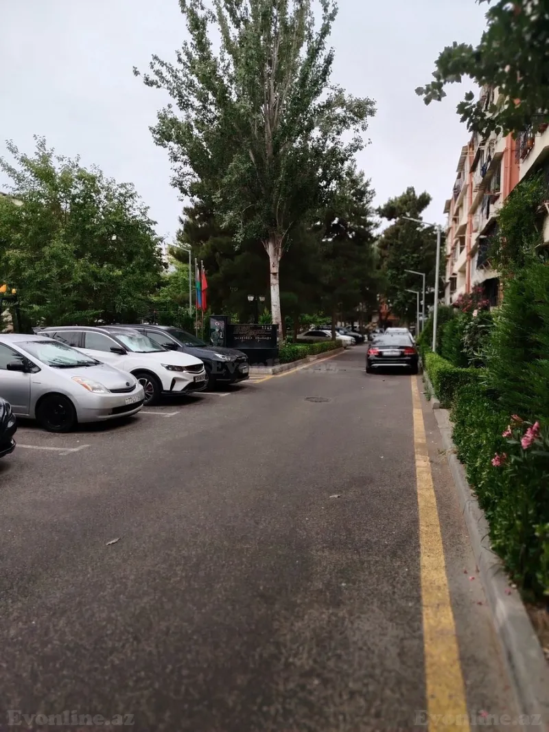 Satılır 3 otaqlı Mənzil Köhnə tikili 85 m² Sabunçu r. - şəkil 9