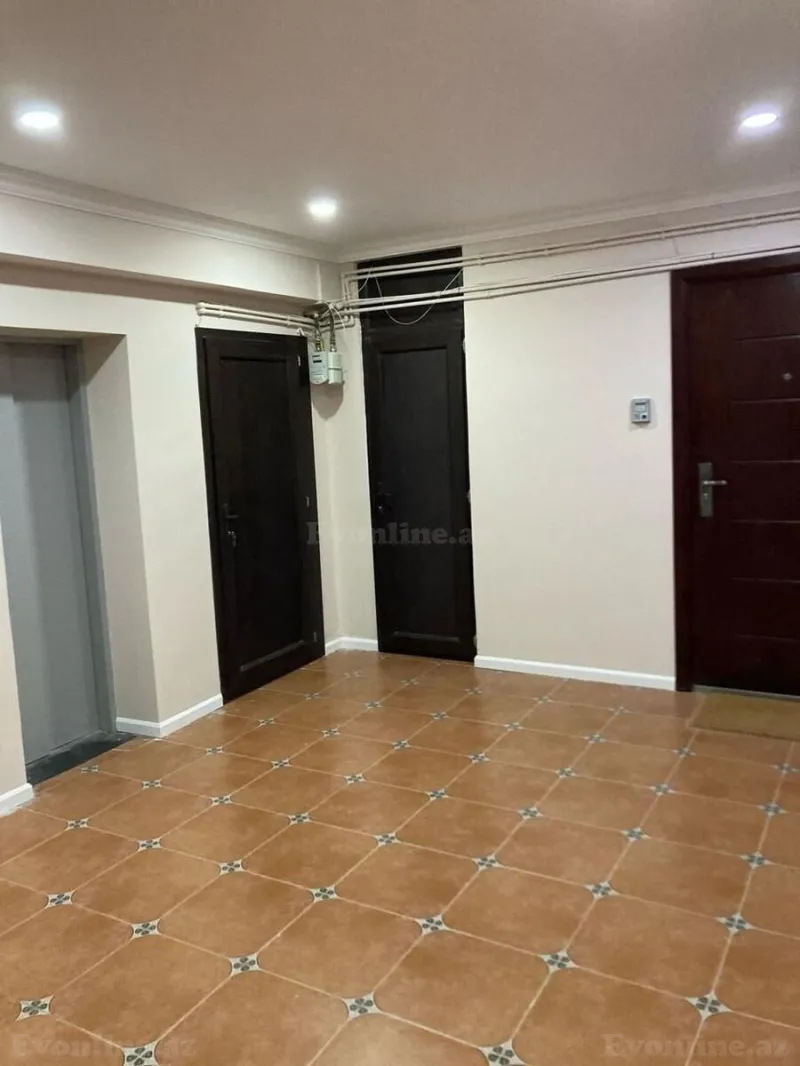 Satılır 3 otaqlı Mənzil Köhnə tikili 122 m² Səbail r. - şəkil 17