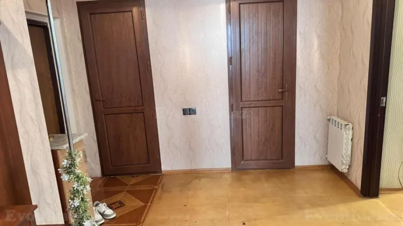 Kirayə verilir 2 otaqlı Mənzil Yeni tikili 90 m² İnşaatçılar m. - şəkil 4