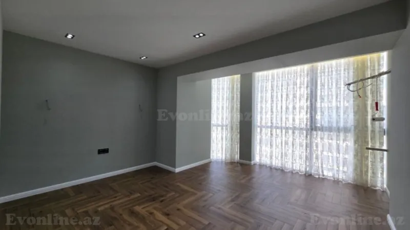 Satılır 3 otaqlı Mənzil Köhnə tikili 113 m² 28 May m. - şəkil 18
