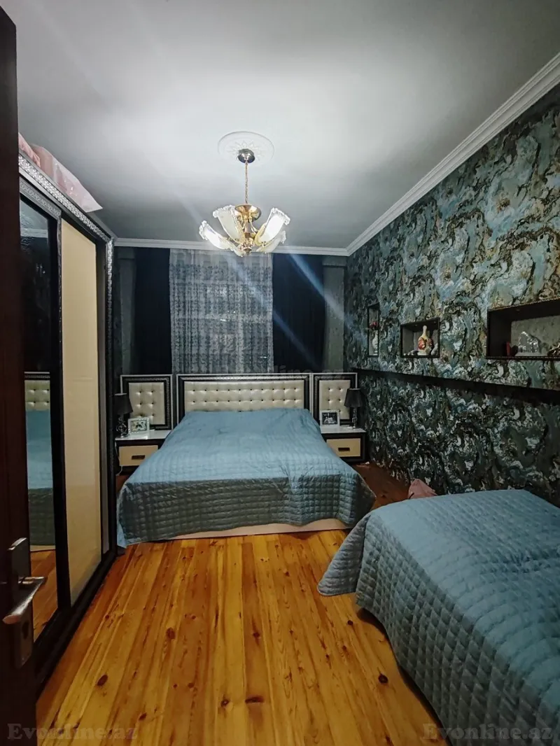 Satılır 2 otaqlı Mənzil Köhnə tikili 45 m² Yeni Yasamal - şəkil 3