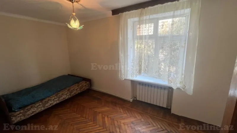 Kirayə verilir 2 otaqlı Mənzil Köhnə tikili 45 m² Neftçilər m. - şəkil 2