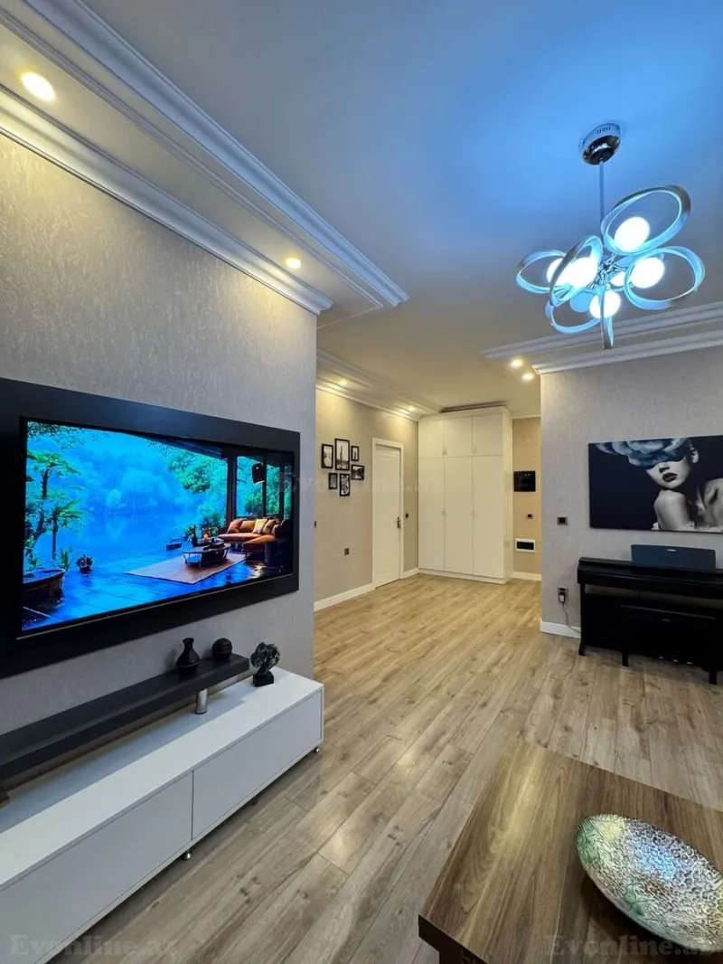 Satılır 3 otaqlı Mənzil Yeni tikili 99 m² 8 Noyabr m. - şəkil 5